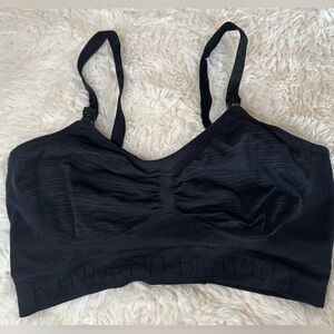 Kindred Bravely Sublime Hands-Free Pumping and Nursing Bra